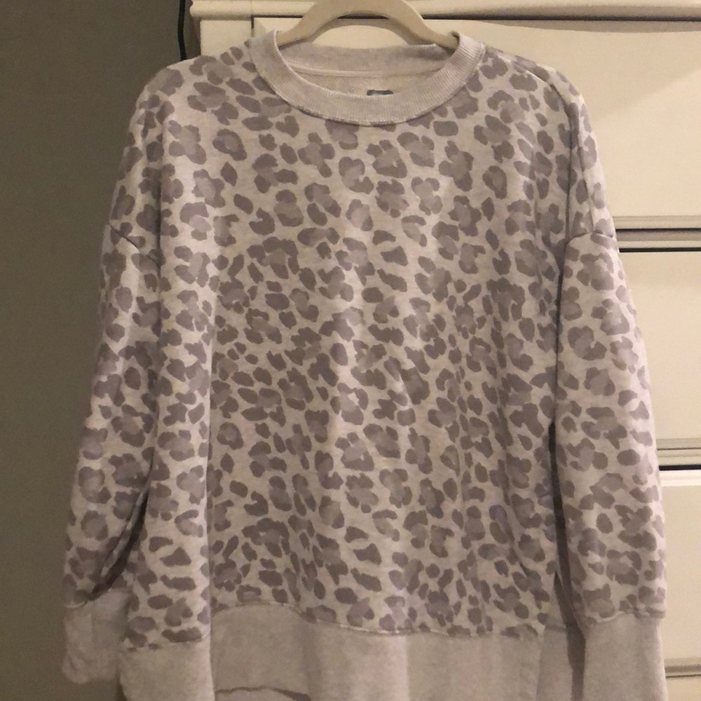 Aerie Cheetah print crewneck sweater